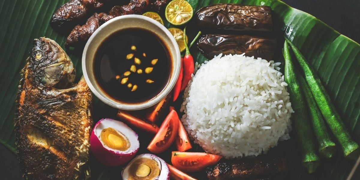 How Food Blogs Are Changing the Way We Experience Global Cuisine